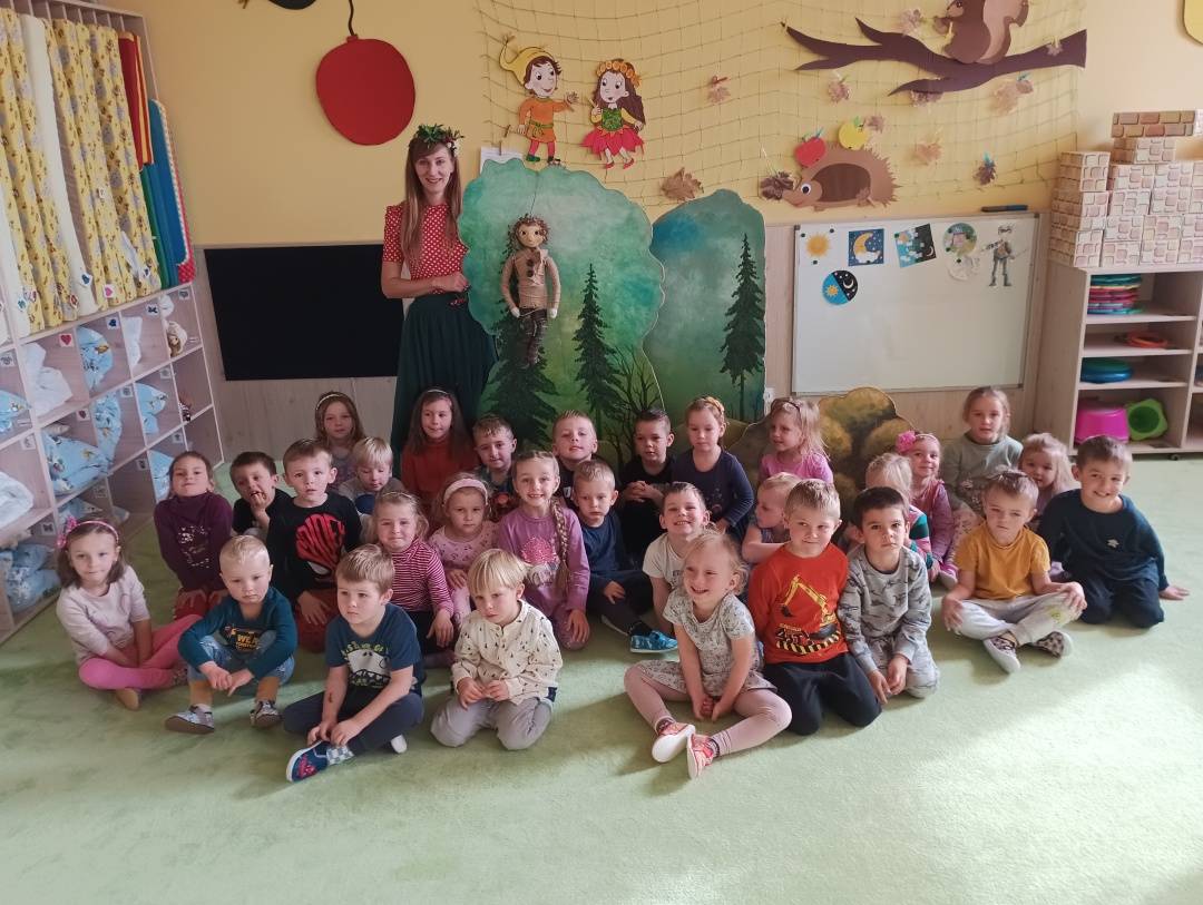 Divadlo Mechulaláci: Zvíře lesní, děti nesní